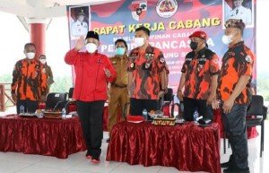 Nanang dan Rycko Saling Sapa di Rakercab MPC Pemuda Pancasila Kabupaten Lamsel