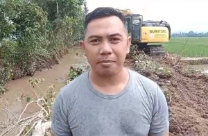 Respon Cepat Atas Laporan Masyarakat, Harno Sarankan Perbaikan Tanggul Bagus dan Permanen