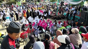 Kecamatan Kemiling Gempar, Ribuan Massa Berkumpul di Stadion Mini Kalpataru