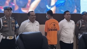 Polda Lampung Tetapkan FJ Tersangka Kasus Bom Molotov Saat Demo